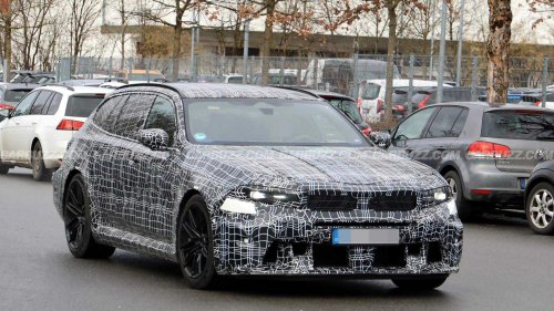 New BMW M5 interior spy photos confirm big changes are coming