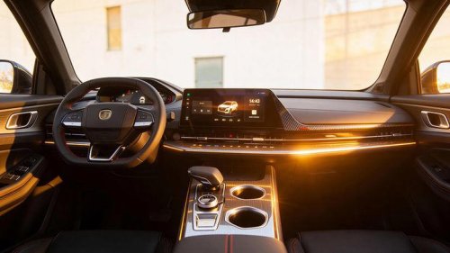 MG, Con un precio más barato que el S700 y versión ECO, este nuevo SUV llamado DR 6 es un rival que EBRO y MG no pueden obviar