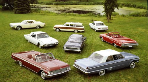 Why old American cars had so many engine options