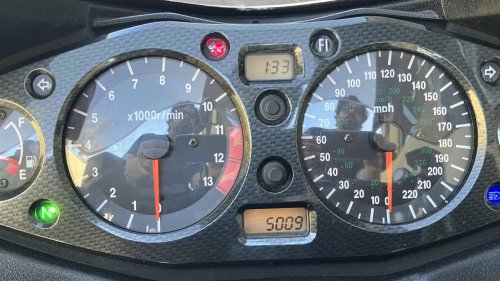 Suzuki built the fastest motorcycle nobody could handle