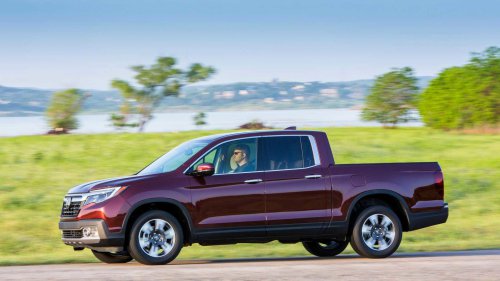 Here's how the FWD Honda Ridgeline compares to the RWD Tacoma