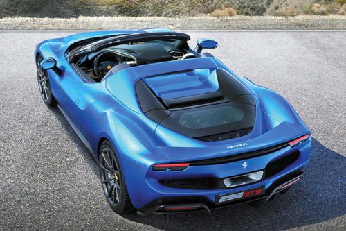 フェラーリ初の6気筒搭載ロードカー「296GTB／GTS」はスーパーPHEVだった【スーパーカークロニクル・完全版／073】