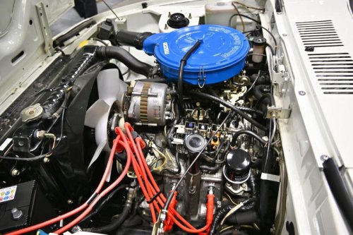 マツダ「サバンナRX-7」が走行距離1,200km?奇跡の極上品をじっくり観察