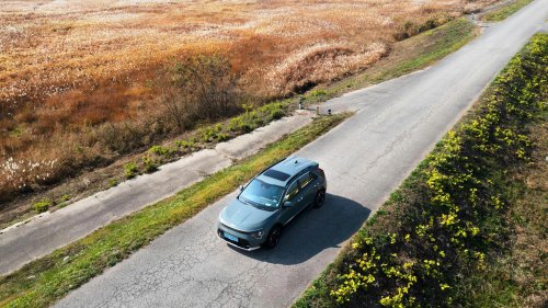 Highway hypnosis: 20 glitches every driver experiences