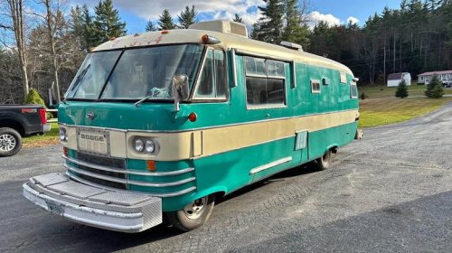 Chevy SS, Daihatsu Mira walkthrough, Honda Civic ute: The dopest cars I found for sale online