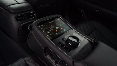 2026 Genesis G90 Prestige Black Edition review: Young Money