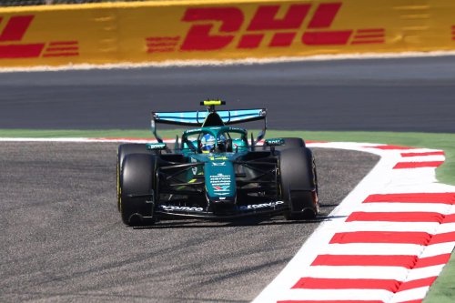 Un experto en F1 analiza el bajón de Aston Martin y Fernando Alonso con el AMR26: "Con Honda, es inaceptable"