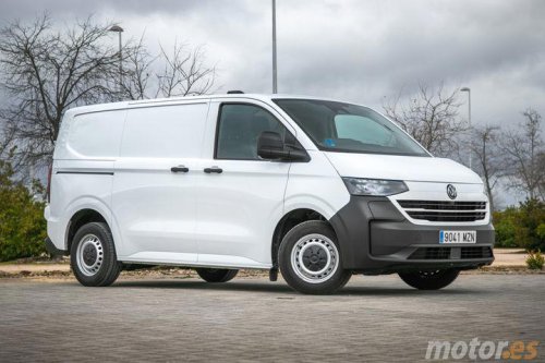 Esta furgoneta eléctrica promete redefinir los repartos diarios, la he probado y te cuento cuál ha sido mi experiencia