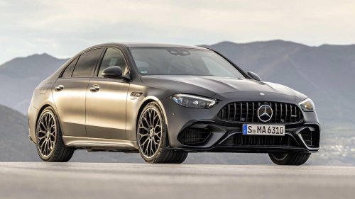 The R129 Mercedes-Benz SL320, the last inline-six SL, is perfect for budget buyers