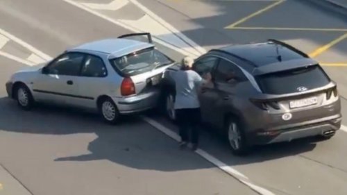 Ni el seguro ni la grúa: lo primero que recomiendan hacer tras un accidente