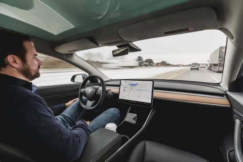 Tesla, La última de Elon Musk: Ahora el FSD de los Tesla pasará a ser un extra por suscripción