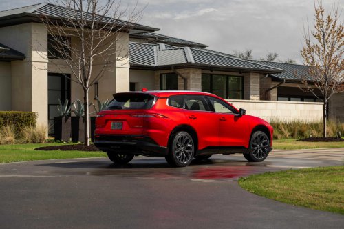 Which Toyota wagon is best: BZ Woodland or Crown Signia?