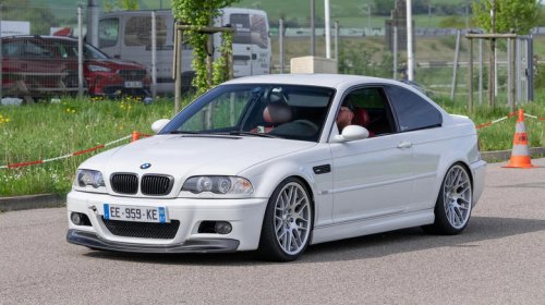 5 manual transmission cars that can out-accelerate their automatic siblings