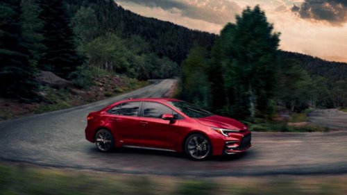 How much it costs to replace a Toyota Corolla hybrid battery in 2026