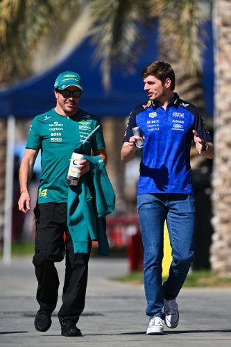 Un ex de Ferrari F1, sobre la mentalidad de Fernando Alonso con Aston Martin: "Se parece a Max Verstappen..."