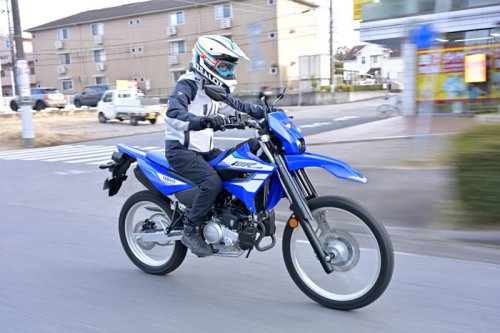 ヤマハ WR125Rは125ccの常識を超える?フルサイズ車体×VVAで街も林道も楽しい理由