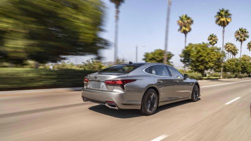 The luxury car that doesn’t collapse in value after 3 years