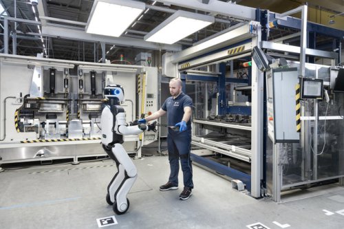 BMW’s new factory workers aren’t human