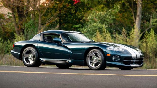 The overbuilt American car that defied logic