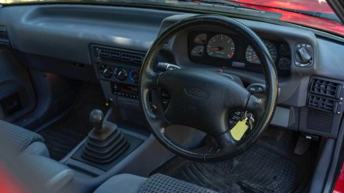 Rare Ford Falcon XR8 ute: 212 manual 5.0L V8 pickup trucks produced