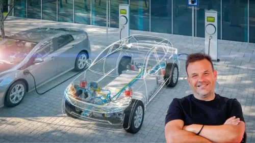 Zasca de José Elías al coche eléctrico: "No puedo irme con él a 200 kilómetros de casa"