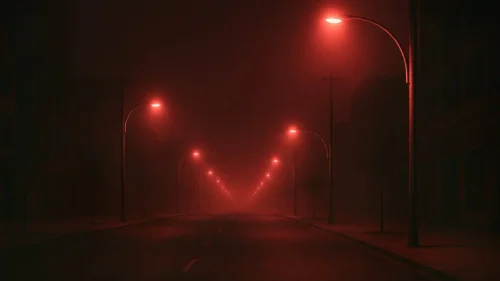 Miles de farolas cambian el color de la luz de blanca a roja. Ha ocurrido en Dinamarca, pero España podría adoptar la medida