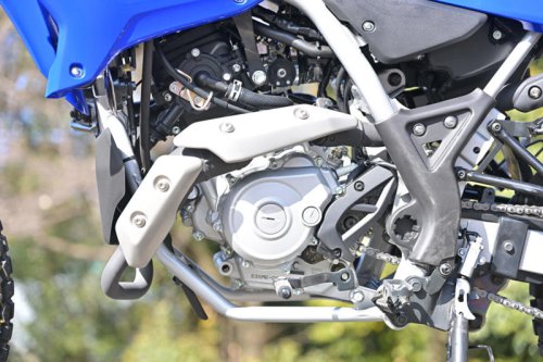 ヤマハ WR125Rは125ccの常識を超える?フルサイズ車体×VVAで街も林道も楽しい理由