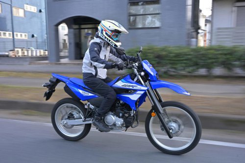 ヤマハ WR125Rは125ccの常識を超える?フルサイズ車体×VVAで街も林道も楽しい理由