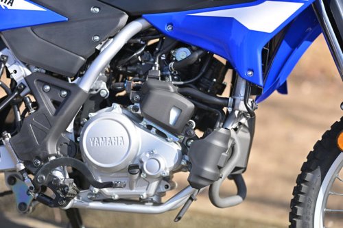 ヤマハ WR125Rは125ccの常識を超える?フルサイズ車体×VVAで街も林道も楽しい理由