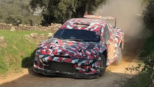 Toyota GR Celica WRC27 cazado en Portugal: primeras imágenes del regreso del Celica de rally tras 30 años