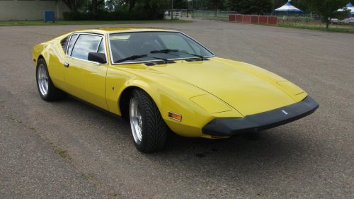 9 vintage performance cars that still own the spotlight at shows