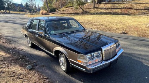 At $12,500, could you have designs on this 1985 Lincoln Continental Valentino Edition?