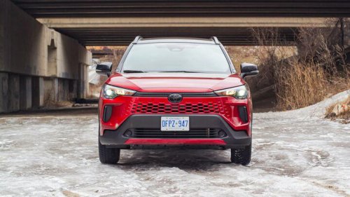2026 Toyota Corolla Cross SE review: Familiar fuel-sipper