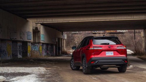 2026 Toyota Corolla Cross SE review: Familiar fuel-sipper