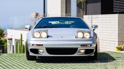The Lotus Esprit V8 is a bargain in 2026