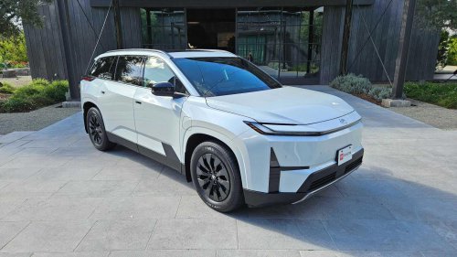 New Highlander proves Toyota took your feedback about the BZ4X's name