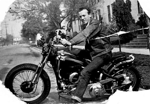 Retro Harley-Davidson pics of freedom to the max