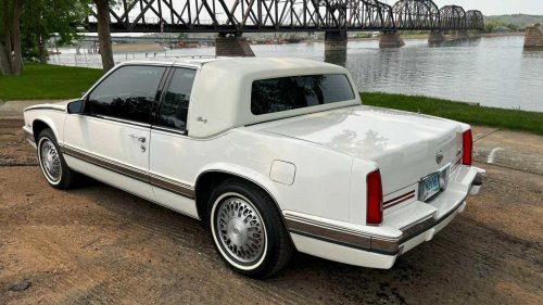 Cadillac, Cadillac's final crème de la crème: The 1991 Eldorado Biarritz
