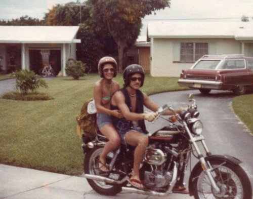 Retro Harley-Davidson pics of freedom to the max