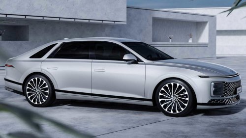 Hyundai Grandeur: The futuristic sedan you've never heard of