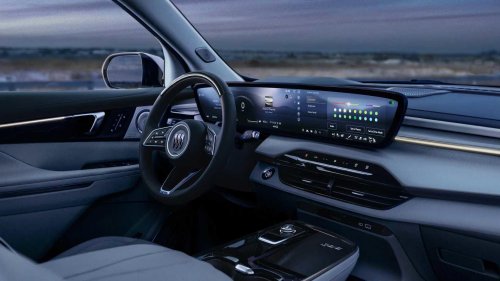 SUV, The Three-Row Luxury SUV That's A Dealer Lot Fixture — And Now Costs Less Than A New RAV4 Used