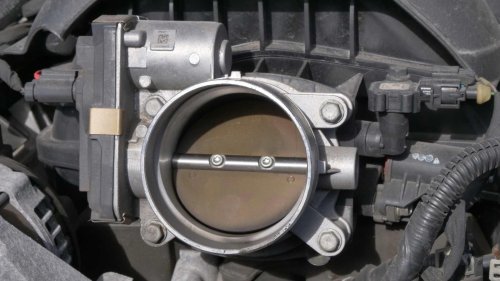 Throttle body cleaning guide: Step-by-step instructions