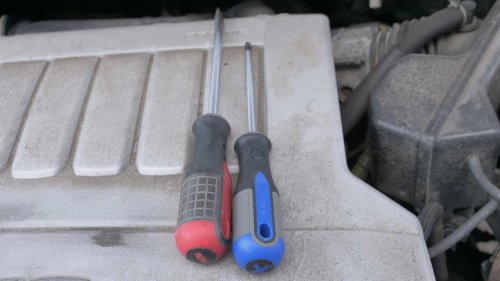 Throttle body cleaning guide: Step-by-step instructions