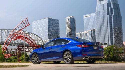 The used executive car that feels brand new for $30K