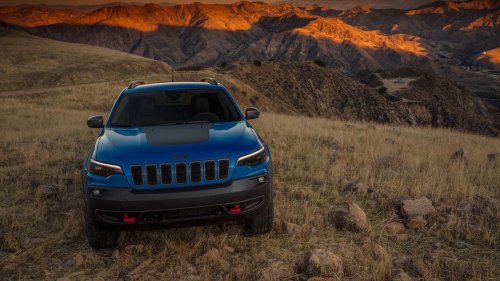 Jeep, Jeep only ever built one V6 engine that was truly its own