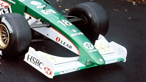 Aston Martin, Doble golpe rumbo a Australia: Aston Martin no está solo, otro F1 verde de un español tampoco estará listo