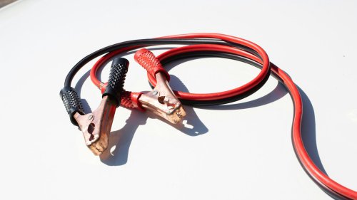 10 things you need to stop leaving in your trunk &amp; 10 you can