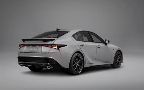 レクサスIS、全固体電池で航続1000kmへ、プレミアムEVの常識を書き換える