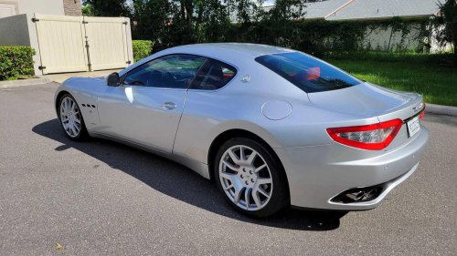 Maserati GranTurismo 4.2 review: Stylish Italian grand tourer