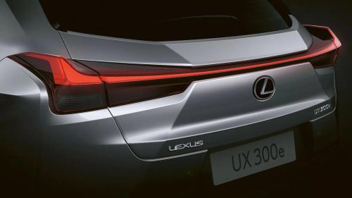Eclipsado por sus rivales y por sus propios hermanos, el Lexus UX 300e se despide del mercado